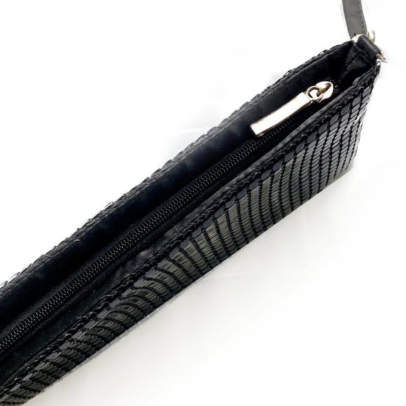Luxe Midnight Black Mesh Wristlet - Picture 6 of 8
